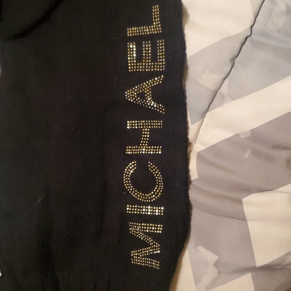 NWT Michael Kors Black Scarf - Picture 2 of 9